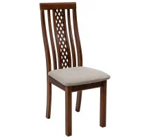 Деревянные стулья