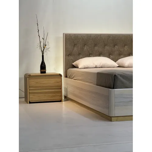 Двуспальная кровать Монтана 160x200 на цоколе